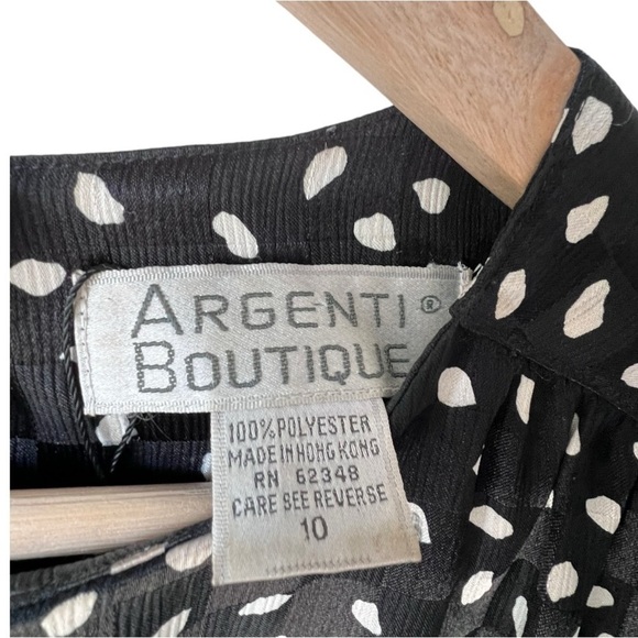 Women's ARGENTI BOUTIQUE blouse print point top black & white casual button 10. - Picture 4 of 10